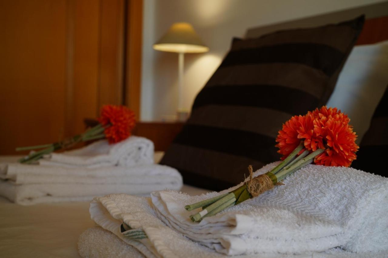 Amazing Lodge By The Ocean - Fully Equipped! Ericeira Exteriör bild